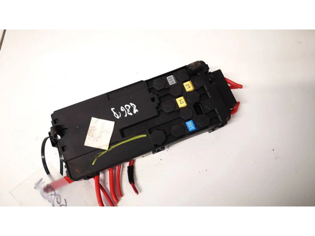 Pojistková skříňka 013948411 Mercedes-Benz ML W164 2007