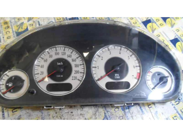 Přístrojová deska Chrysler Grand Voyager II 1989 15751073026246, P04685824AI