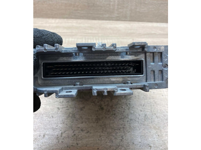 Řídící jednotka 037906025S, 5WP4297 Seat Alhambra (Mk1) 1996