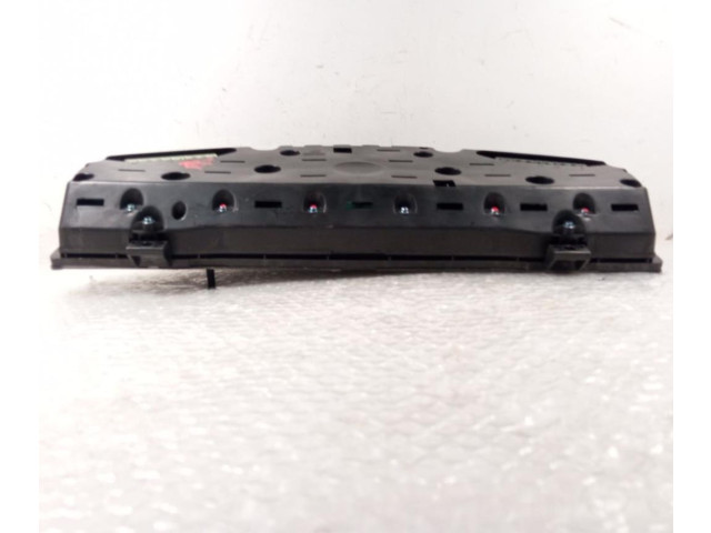 Панель приборов 04836990AA   Chrysler 300 - 300C       