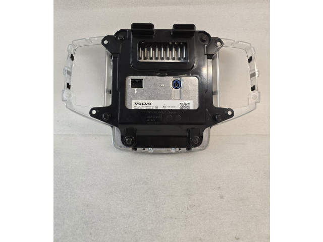 Дисплей    31466836   Volvo XC90