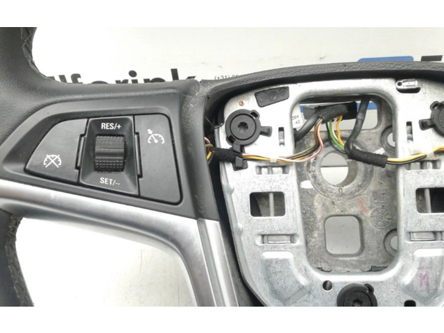 Volant Opel Ampera 2012 22768179, 22768178
