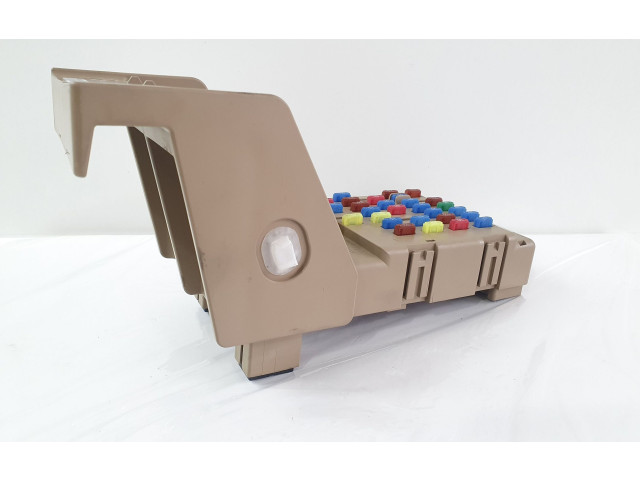 Блок предохранителей 82201FG010   Subaru Forester SH       