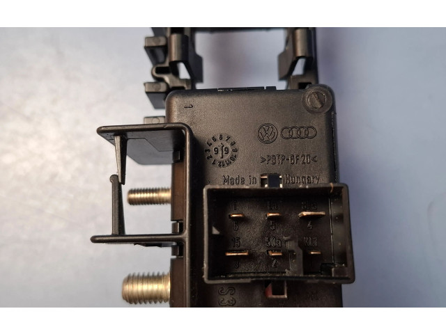 Блок предохранителей 8L0941822, 896081000 Audi A3 S3 8L