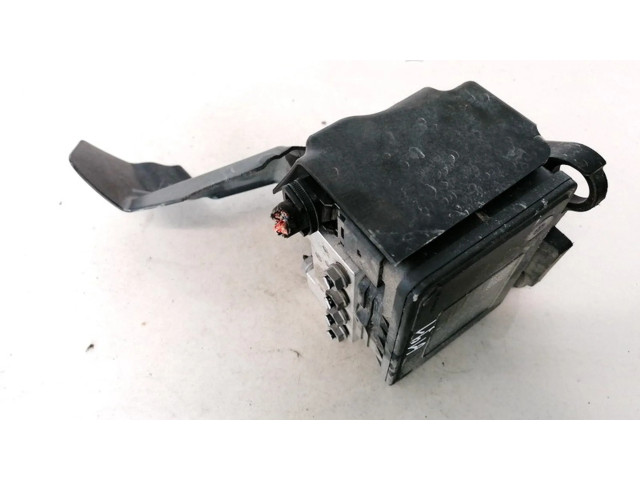 Блок АБС 5G0614517C Volkswagen Golf VII 2013-2019 года