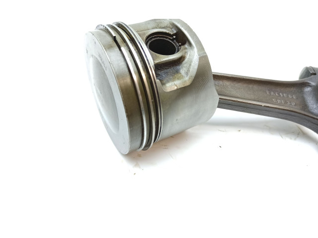  Поршень с шатуном  EAC1868, SDF30  Jaguar XJS  