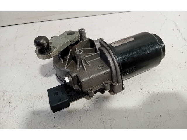 Моторчик дворников 82b955023 Audi A1