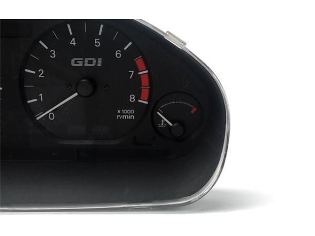 Панель приборов MR381347, 0P0264003 Mitsubishi Carisma