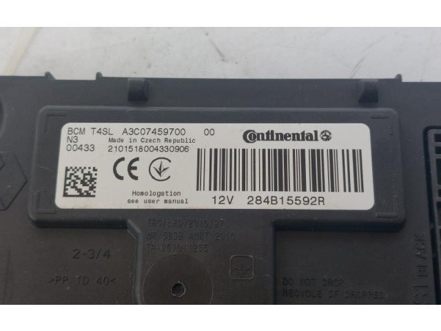 Блок управления 284B15592R, 284B15592R Dacia Spring