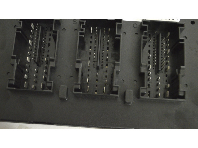 Zámek zadních dveří 8X0907063G Audi A1 2011