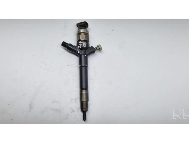 Vstřikovač 1465A041, 02H75550 Mitsubishi L200 pro naftový motor 2.5