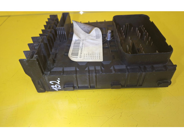   Pojistková skříňka 1K0937125A, 1K0937125   Volkswagen Tiguan 2008