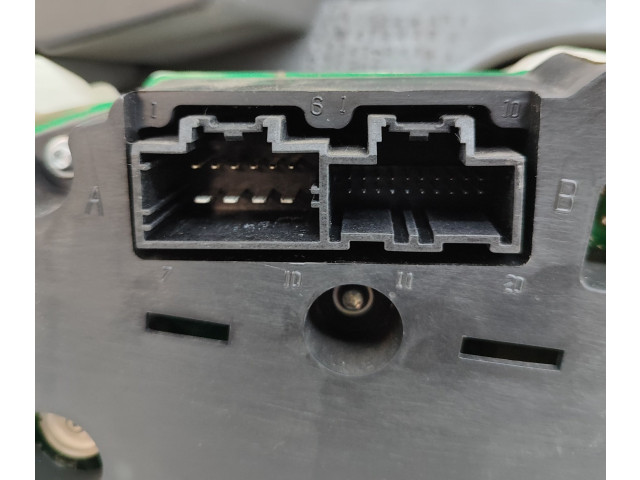 Přístrojová deska Dodge Caliber 2007 P04840657AB, P05107000AH