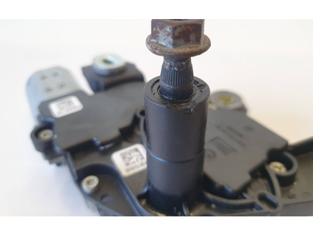 Двигатель стеклоочистителя заднего стекла 95B955711, W000060244 Porsche Macan (95B)