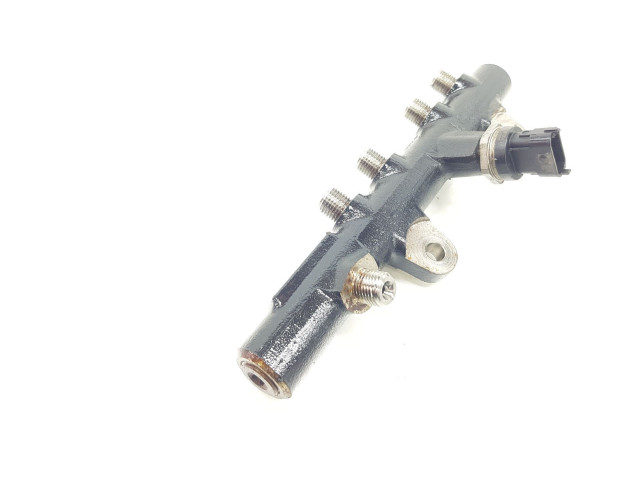 Vstřikovací lišta 175215346R, 175215346R Dacia Dokker