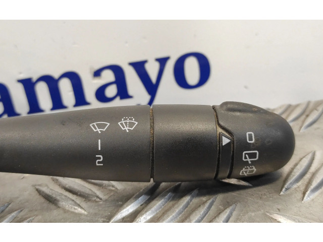 Ручка стеклоочистителей 8200792584, 901057666 Dacia Duster