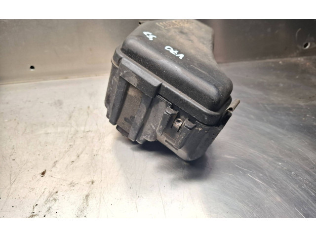 Блок предохранителей     Volvo S70  V70  V70 XC    