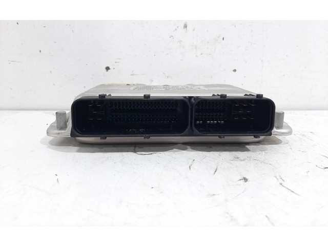 Řídící jednotka 066906032BB Volkswagen Passat Alltrack 2003