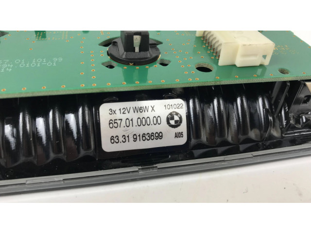 Фонарь освещения задних мест