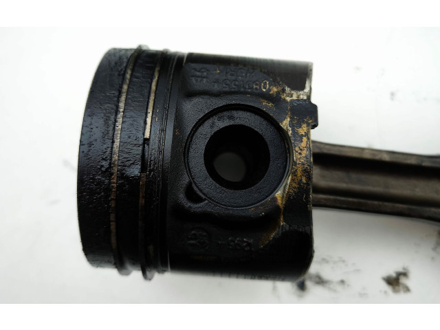  Поршень с шатуном 204DTD   Jaguar XE  