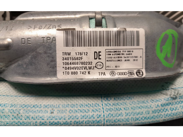 Боковая подушка безопасности 1T0880742K, 34015582F   Volkswagen Touran II