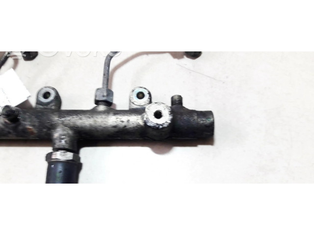 Топливная рампа 0445214019 Citroen Xsara Picasso 2.0