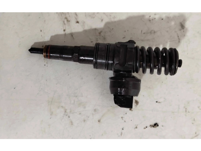 Форсунка 038130073AG Audi A3 S3 8L