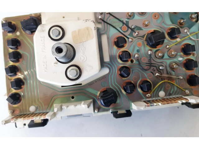 Přístrojová deska Renault Espace II 1992 09050369902, 6025104547