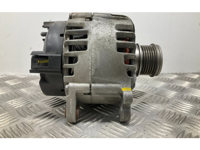 Генератор 04L903021D Audi Q3 F3