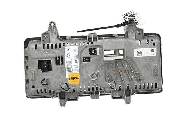 Přístrojová deska Mercedes-Benz C W205 2021 2059006949