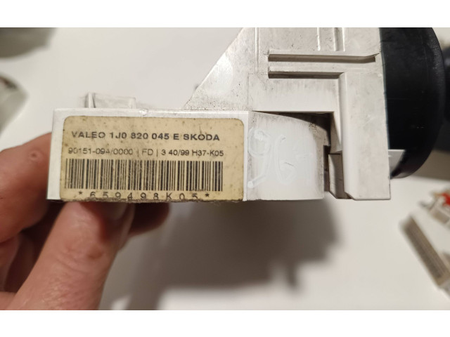 Блок управления климат-контролем 1J0820045E, 9015109A0000 Skoda Octavia Mk1 (1U)