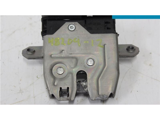 Zámek zadních dveří 31440244 Volvo XC60 2012