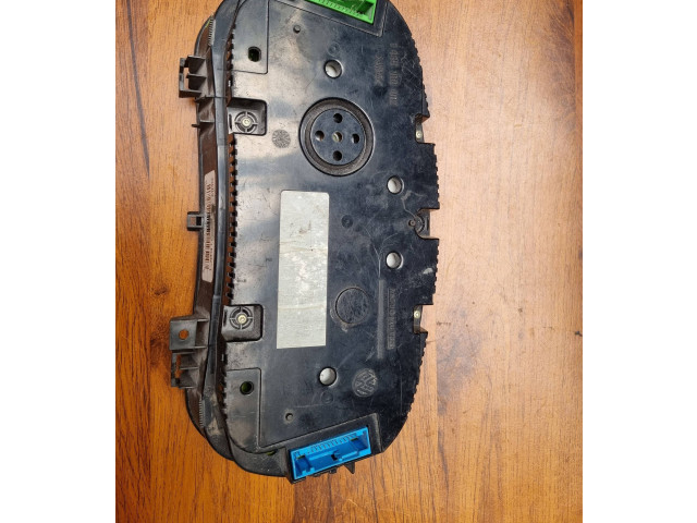 Панель приборов 1035100002   Volkswagen Bora       