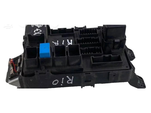 Блок предохранителей 919501G0100A KIA Rio