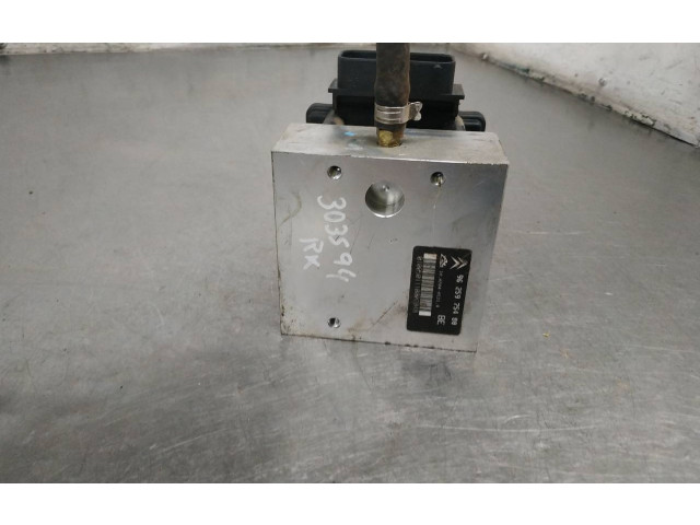 Блок АБС 9625975480   Citroen  Xantia   -  года