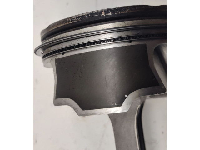 Píst Ford Mustang V