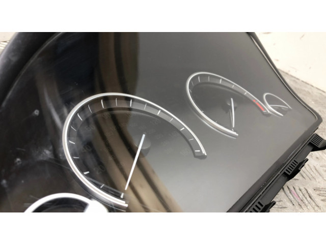 Přístrojová deska BMW 5 F10 F11 2014 9363248, 17388410