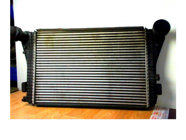 Интеркулер  1K0145803CD, 1K0145803CD   Volkswagen Touran I 