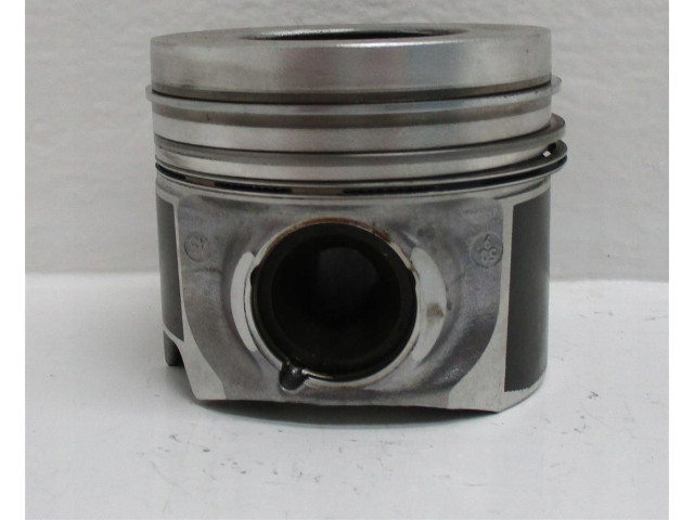 Píst    Audi A8 S8 D4 4H     