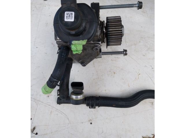 Топливный насос 05L130755, 05L130755   Skoda Octavia Mk4