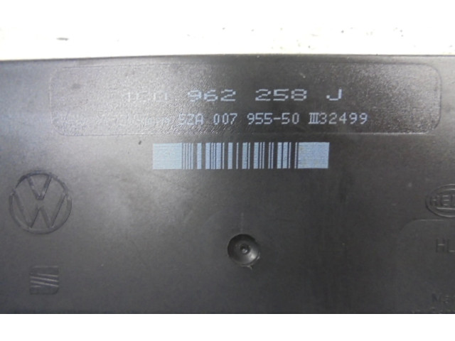 Блок комфорта 1C0962258J, 1C0962258J Skoda Octavia Mk2 (1Z)