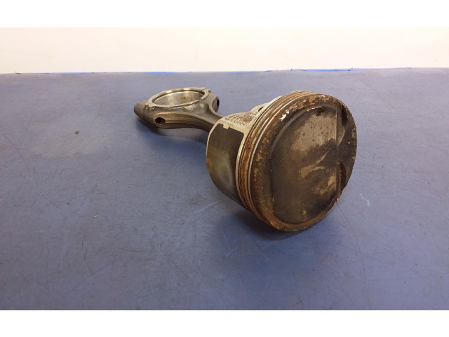 Поршень 4J11 Mitsubishi Outlander