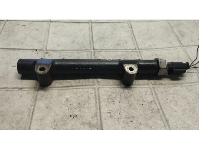 Vstřikovací lišta 968529758001, 94675G01   Peugeot 5008  pro naftový motor 1.6  