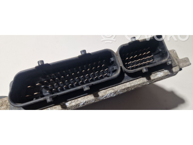 Řídící jednotka 0281001689 Volkswagen Caddy 1997