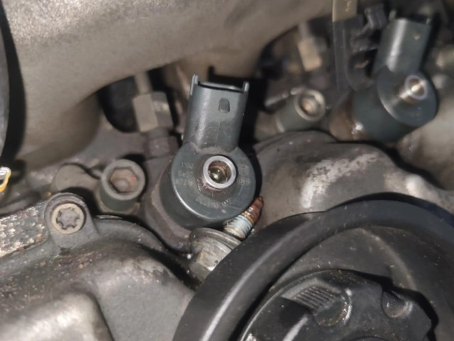 Форсунка 0445110002 Fiat Marea для дизельного двигателя 1.9