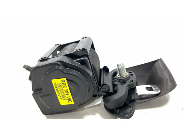 Задний ремень безопасности