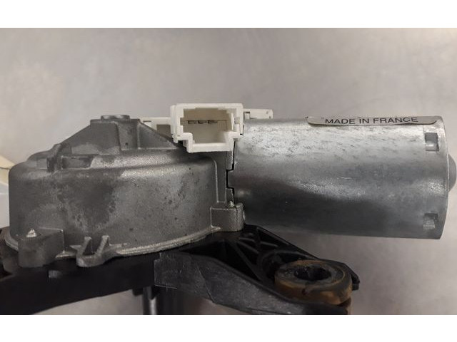 Моторчик заднего дворника 812103029140    Renault Clio III