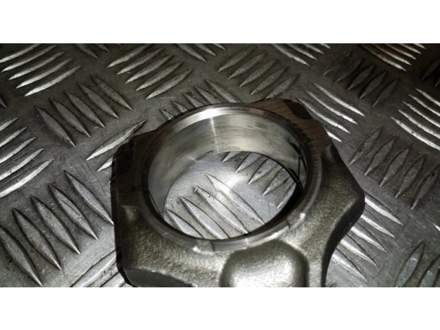 Píst A1Z021, MAHLE174 Honda CR-V pro naftový motor 2.2