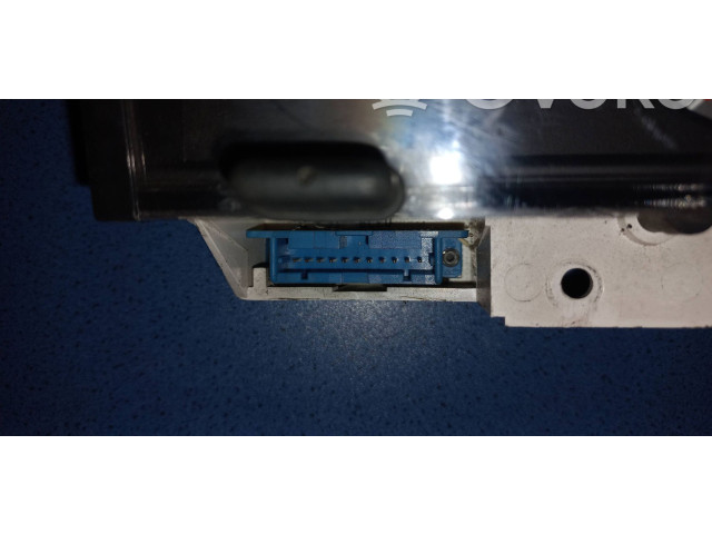 Панель приборов 09021002020   Citroen Xantia       