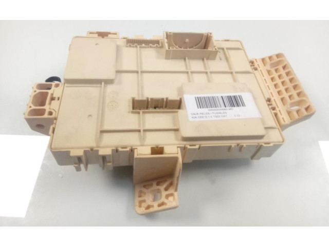 Блок предохранителей 91950A2130   KIA Ceed    